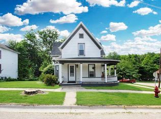 290 North Ml, Freeport, IL 61032