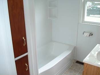 3rd image of 35040 Sheffield St
