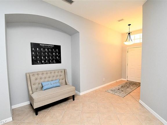 3rd image of 11738 Holly Creek Dr