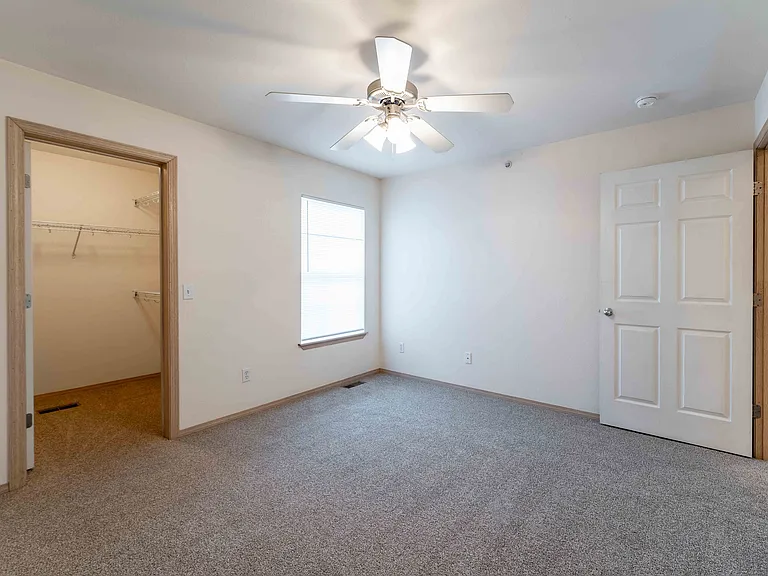 Battlefield Park Apartments — Photo 101