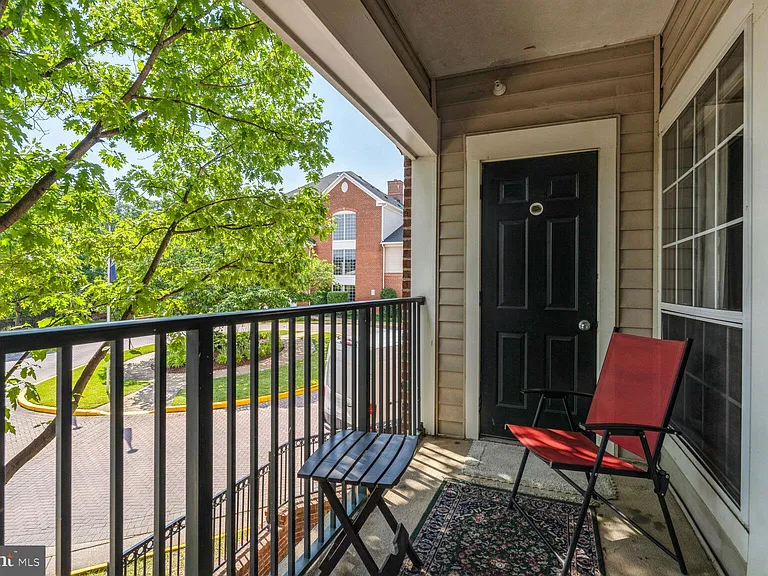 4850 Eisenhower Ave #205 — Photo 14