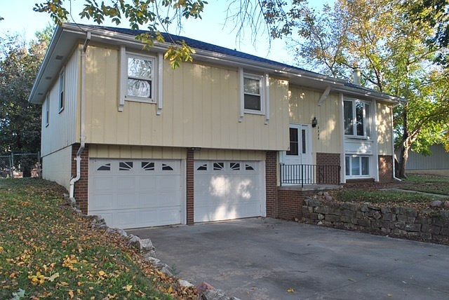 1st image of 2311 McConnell Ave