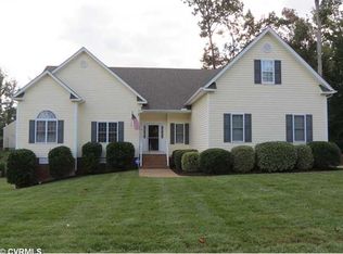 11831 Longfellow Dr, Midlothian, VA 23112