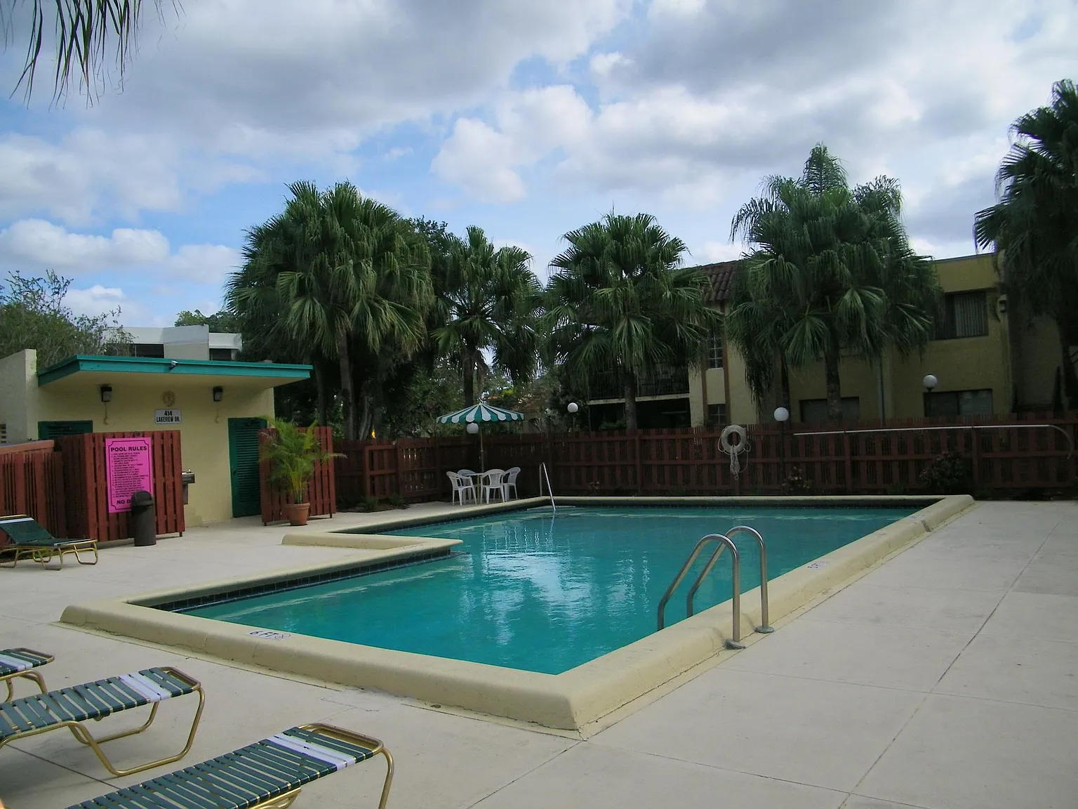 2 bed, 1283 sqft, $2,200 — Photo 3