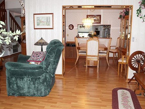 5th image of 2856 Abalone Blvd