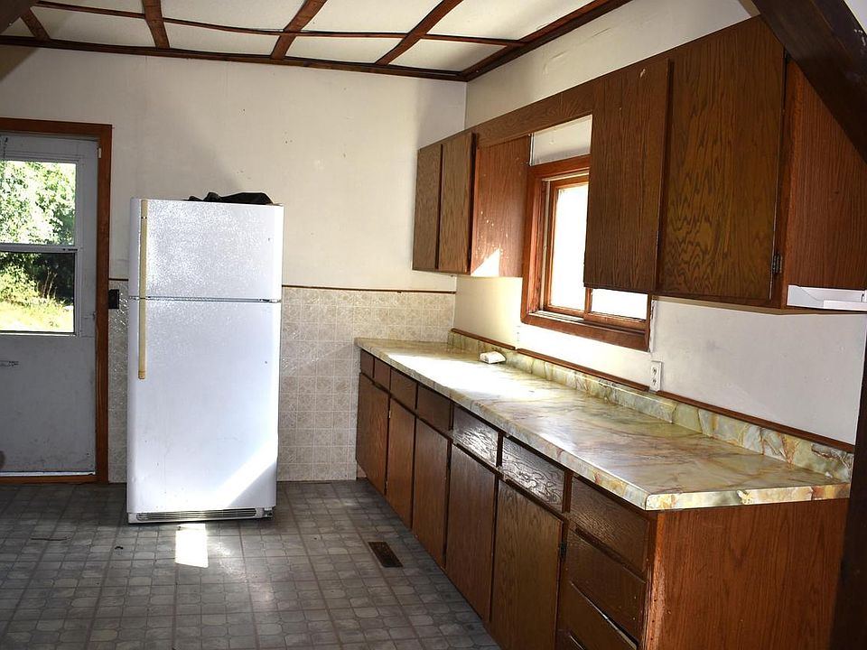 128 West Tyler Ave, Mellen, WI 54546 MLS 6110038 Zillow