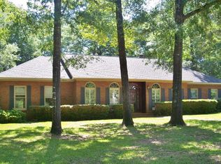 102 Robin Crest Ln, Andalusia, AL 36420