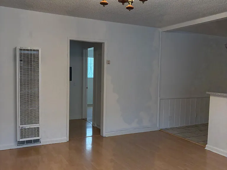 331 Cameron Pl #7 — Photo 2