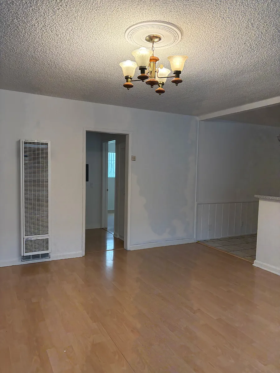 Building Photo - 331 Cameron Pl #7