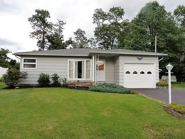 1503 Marywood Dr photo 1
