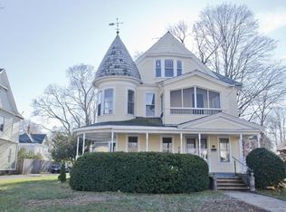 47 Fairfield Ave, Holyoke, MA 01040