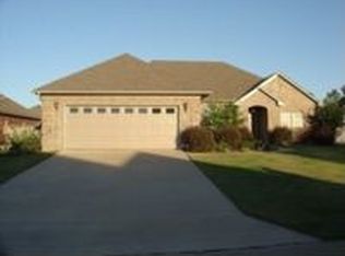 1410 Crosspoint Rd, Conway, AR 72034