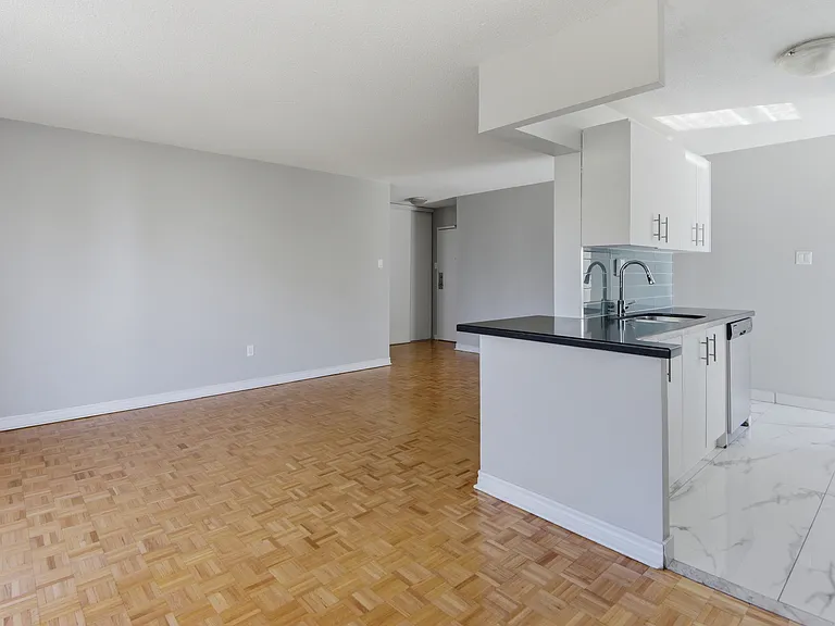 20 Stonehill Ct — Photo 31