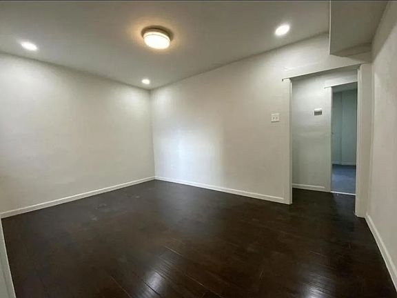 2nd image of 5677 Hobart St APT 6