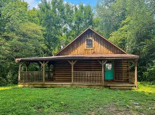 107 E Locust Grove Rd, Utica, KY 42376
