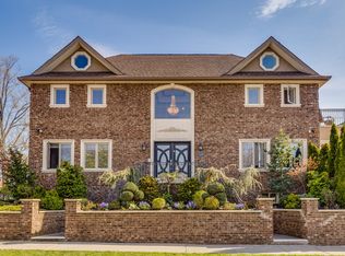 2030 169th St, Whitestone, NY 11357
