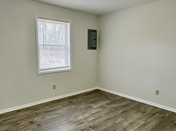 51 Kenway St, Cookeville, TN 38501