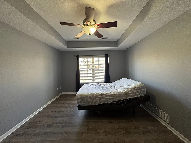 2603 Oakfield Dr — Photo 19