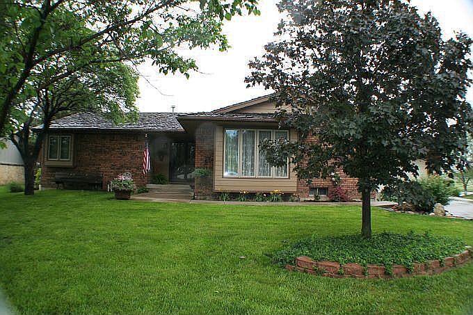 1st image of 39 N Angelina Dr