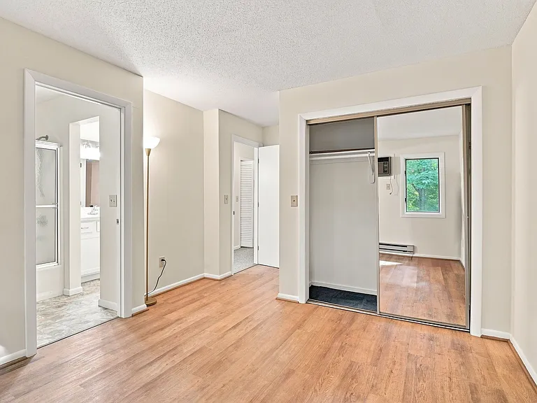 44 Tolland Ave #20 — Photo 17