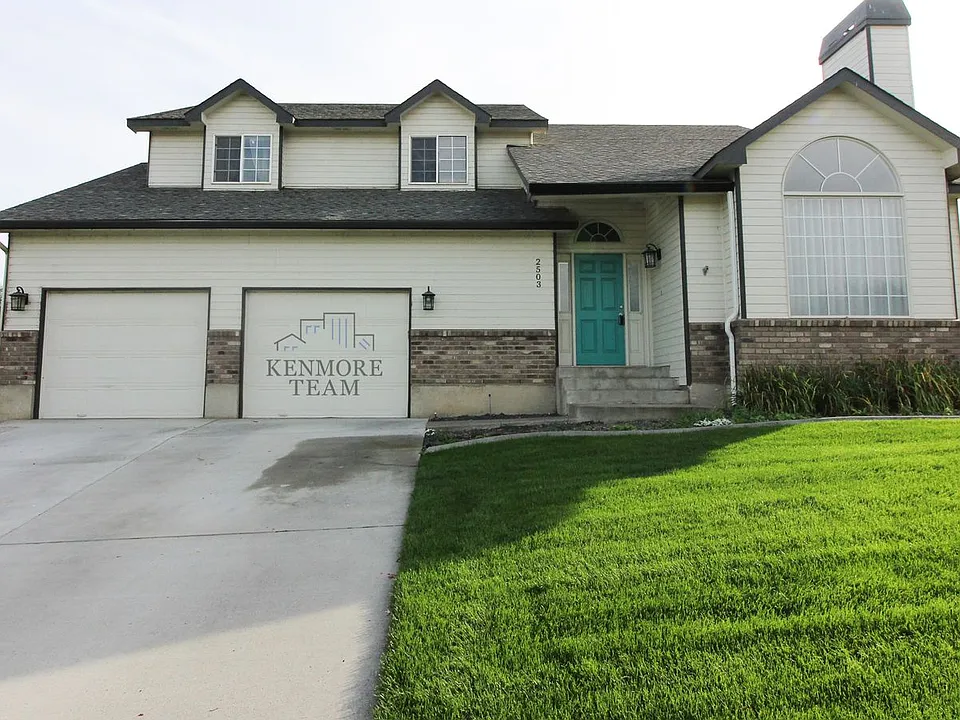 2503 W 37th Ave