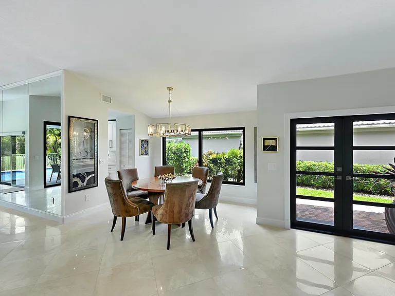 11204 Clover Leaf Cir — Photo 13