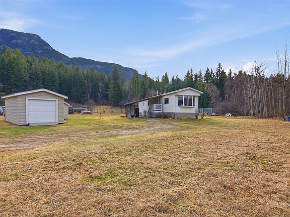 3rd image of 4048 Dixon Mountain Rd