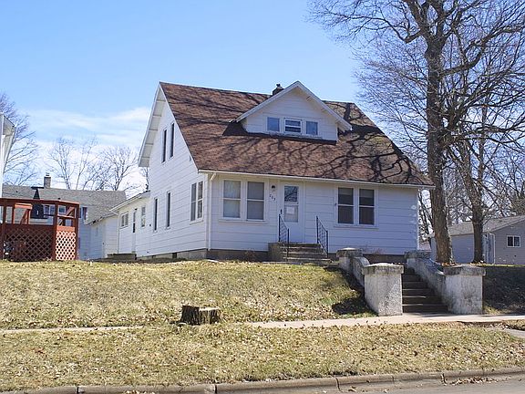 2nd image of 203 1st Ave S