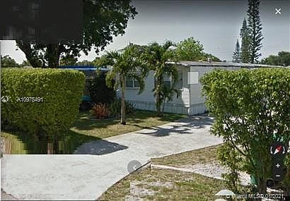 1st image of 13361 Sw #6CT