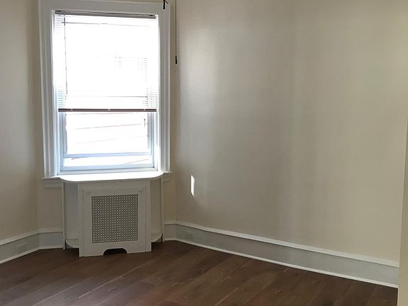 4th image of 221 S 47th St #2A