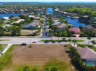 1925 El Dorado Pkwy W, Cape Coral, FL 33914
