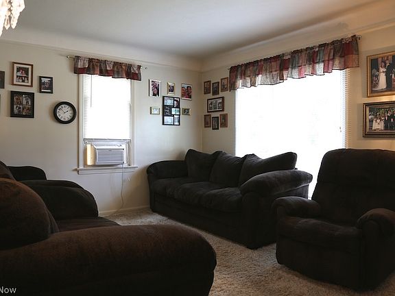 3rd image of 2505 Portman Ave
