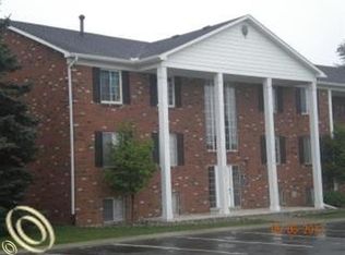 409 W Highland Rd APT B8, Howell, MI 48843