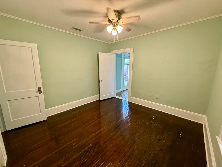 457 Highland Ave — Photo 12