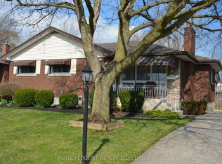 8800 Champlain Dr, Niagara Falls, ON