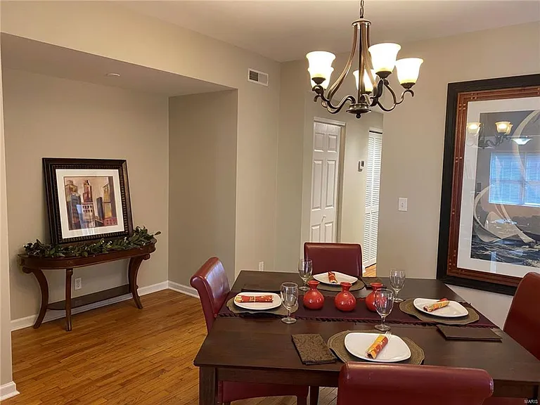 5375 Pershing Ave #1E — Photo 7