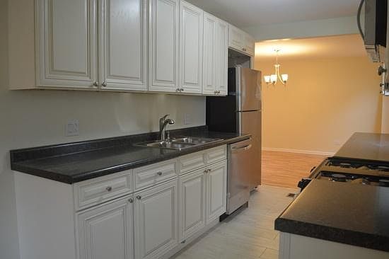2nd image of 1711 Marlboro Lane Crst