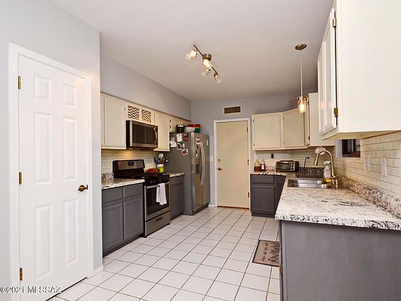 5th image of 4922 W Paseo De Las Colinas