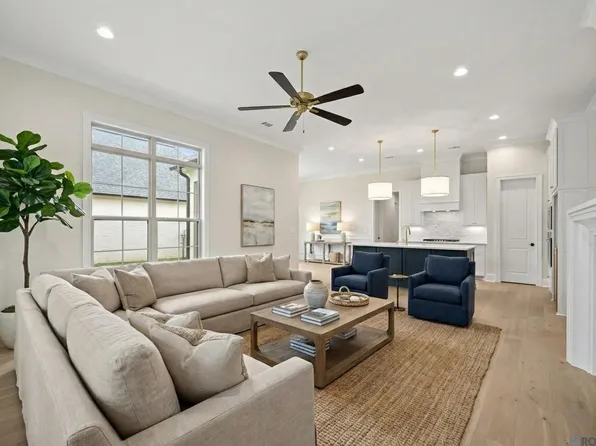 5131 Oakwater Aly, Gonzales, LA 70737