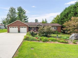 7263 Kingston Rd, Thomasville, NC 27360