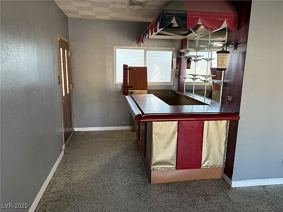 5th image of 5028 Sawyer Ave