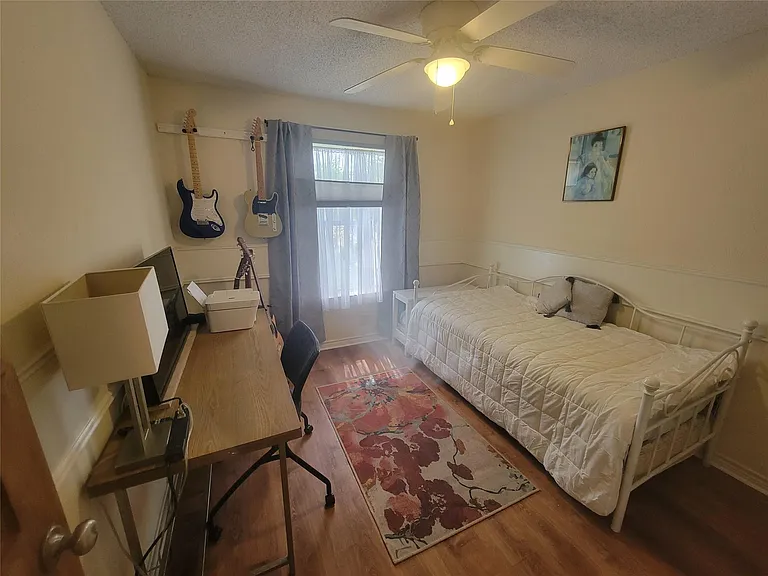 1714 Goodson Ln — Photo 16