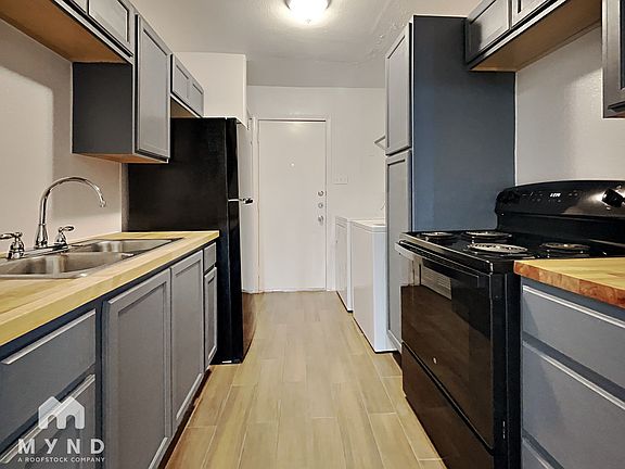 5th image of 15218 Wickbriar Dr