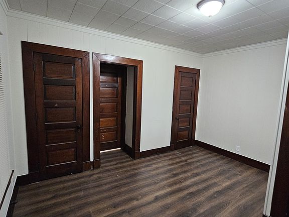 4th image of 834 Xenia Ave #834