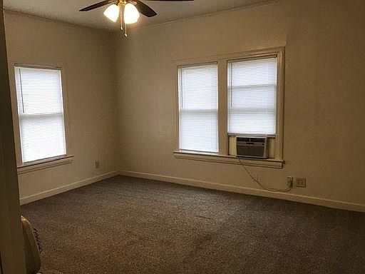 5th image of 281 College Dr APT E