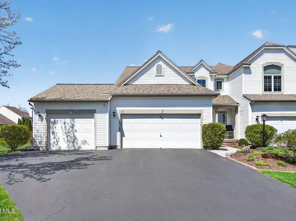 19 Empire Circle, Rensselaer, NY 12144