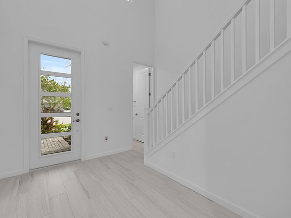 5th image of 12758 SW Phoenix Drive