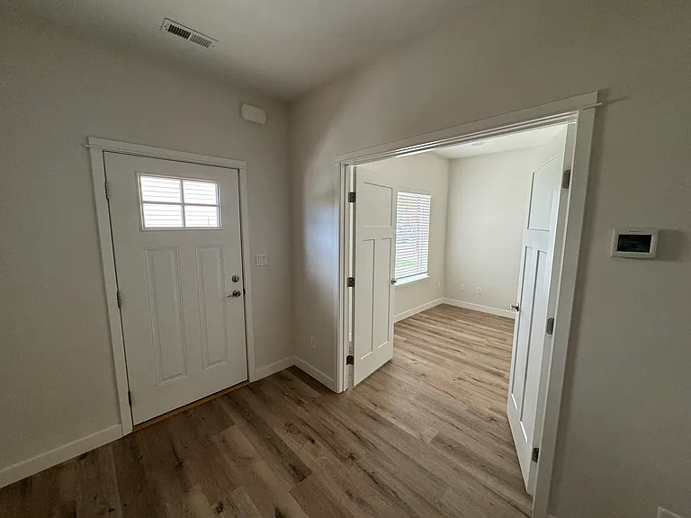 613 Chimney Rock Ln #C — Photo 8