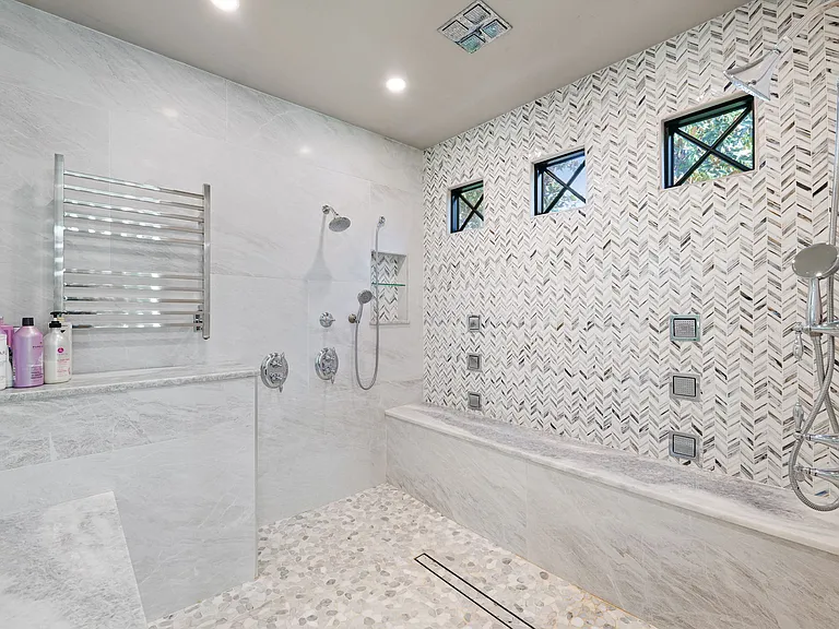 4555 W Swann Ave — Photo 49