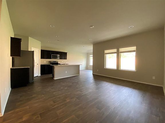 5th image of 40507 Birch Shadows Ct